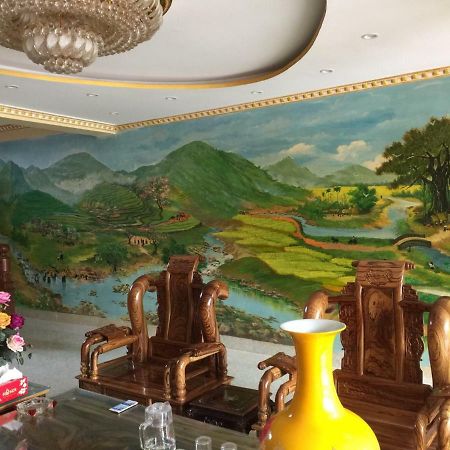 Phong Lan Hotel Son La Buitenkant foto